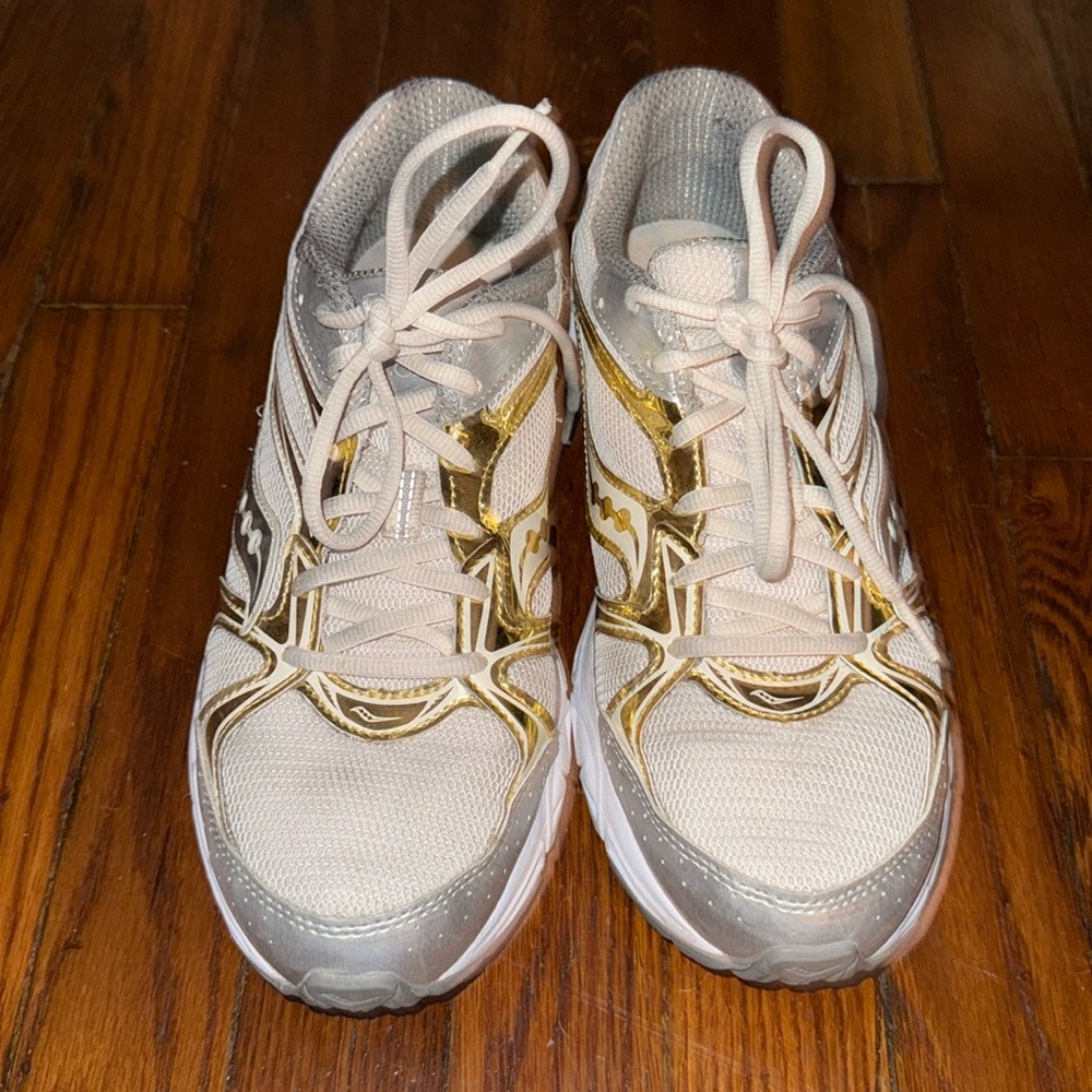 Saucony x Jcrew Ride Millennium Sneakers Womens Size 10